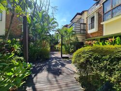 Lornie Road (D11), Terrace #621554081
